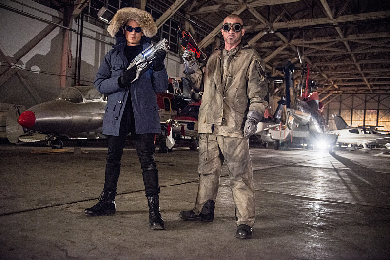 Still of Wentworth Miller and Dominic Purcell in The Flash (2014)