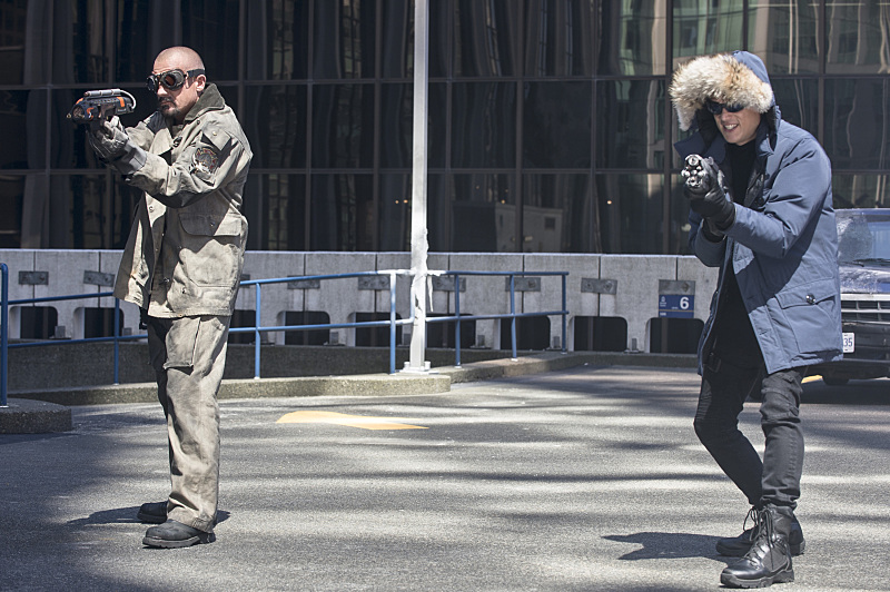 Still of Wentworth Miller and Dominic Purcell in The Flash (2014)