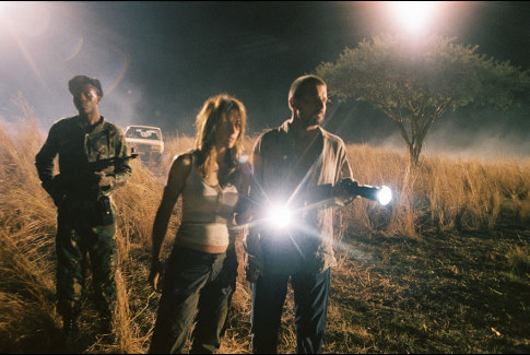 Still of Brooke Langton and Dominic Purcell in Primeval (2007)