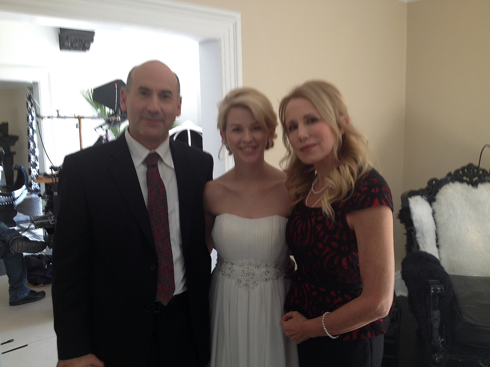 Behind the scenes of James Eckhouse, Kim Shaw, and Elana Krausz in Shotgun Wedding
