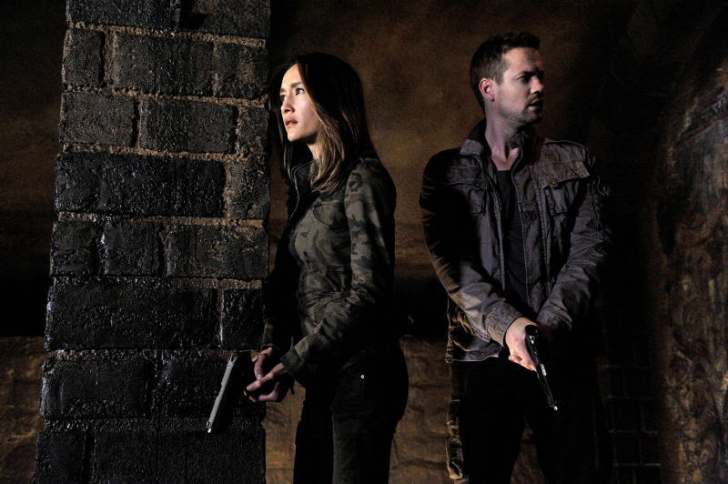 Still of Ben Mark Holzberg and Maggie Q in Nikita (2010)