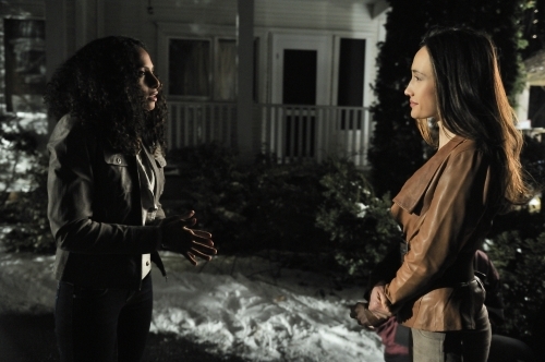 Still of Maggie Q and Christina Marie Moses in Nikita (2010)