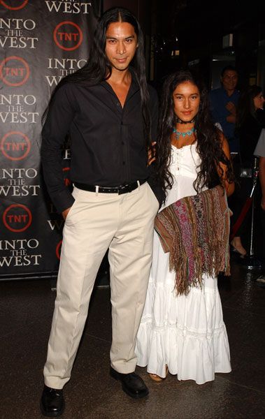 Kalani Queypo at event of Into the West (2005)