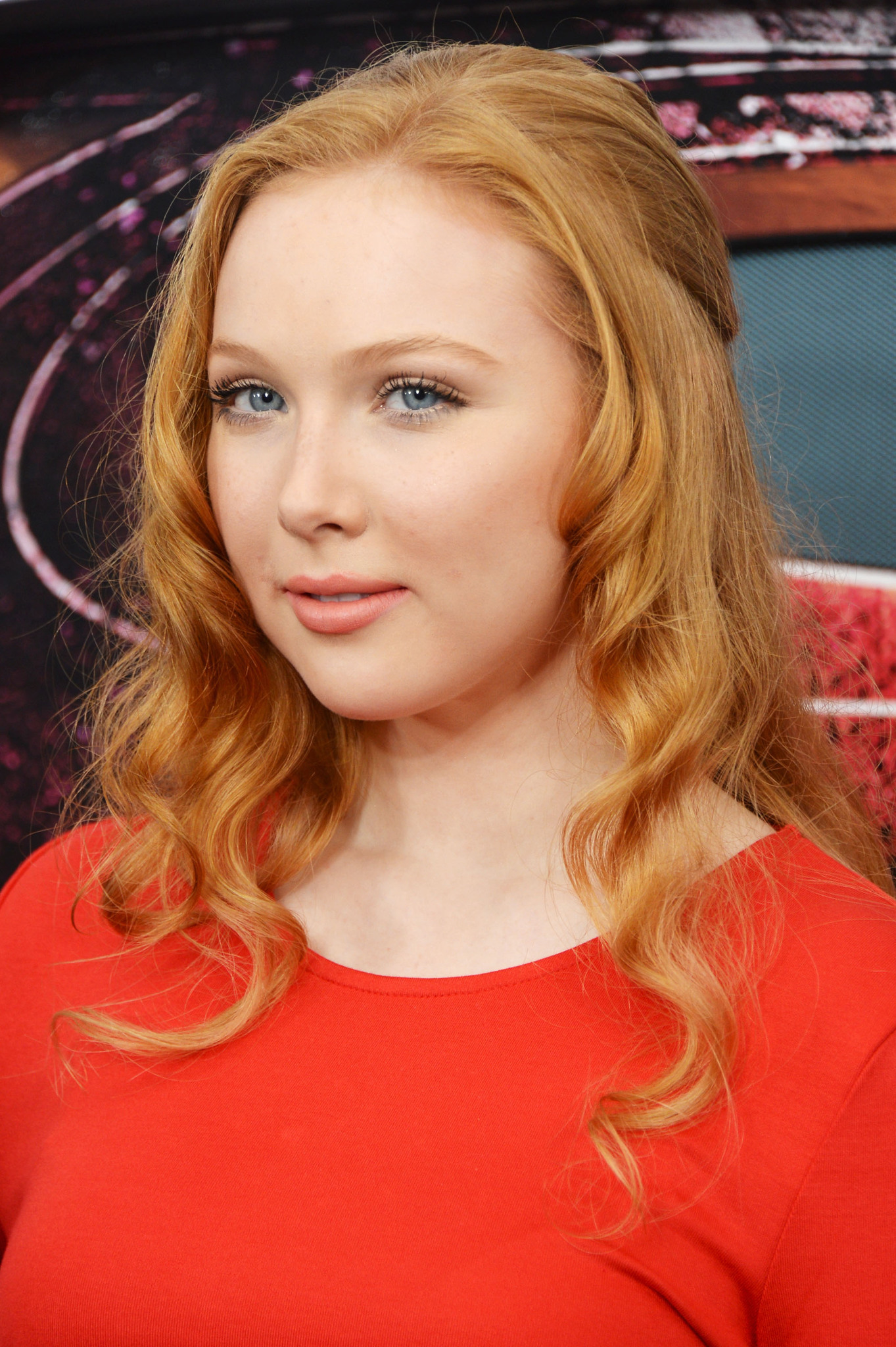 Molly C. Quinn at event of Zmogus is plieno (2013)