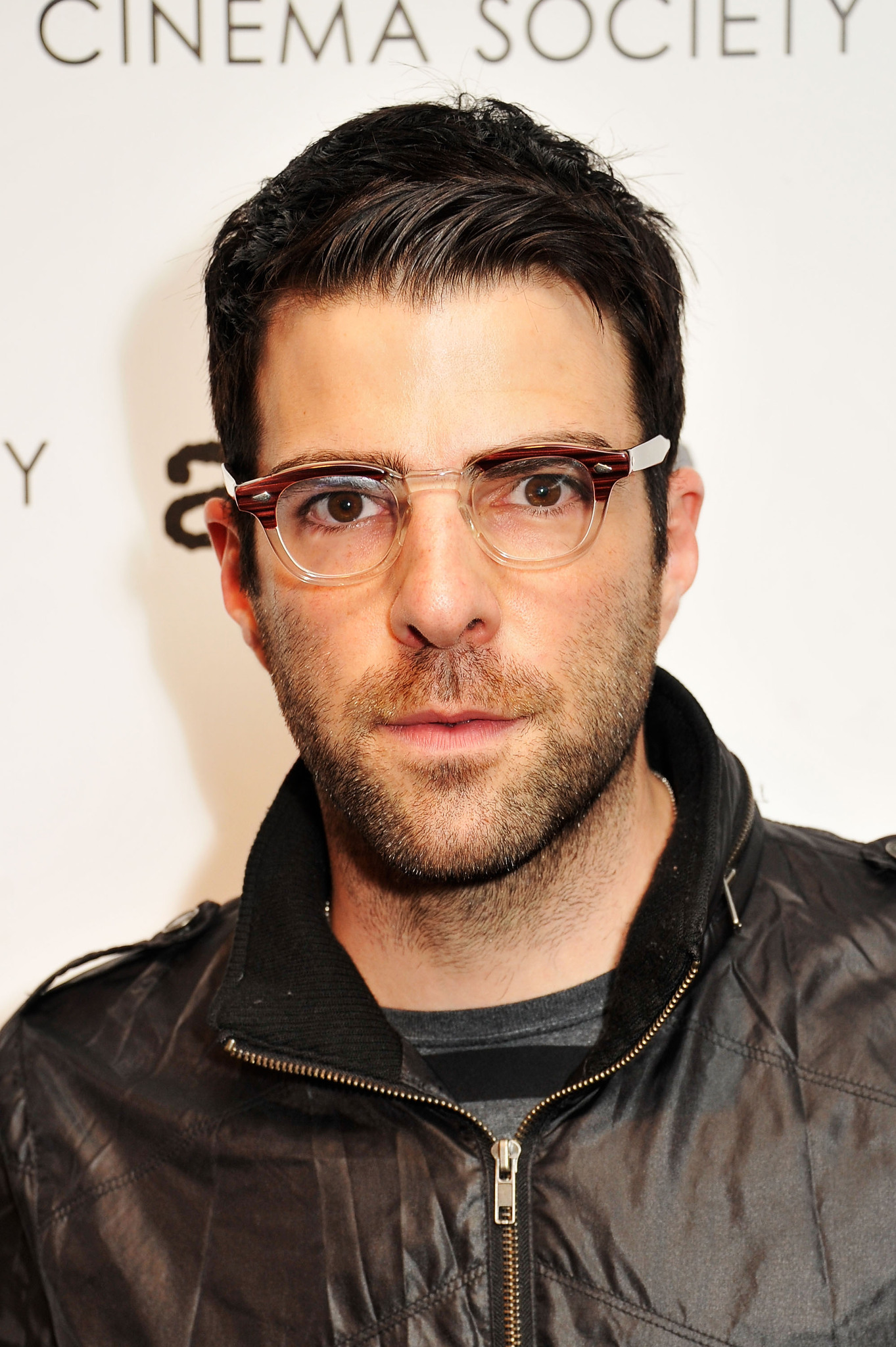 Zachary Quinto at event of People Like Us (2012)