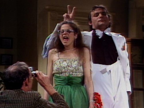 Still of Bill Murray and Gilda Radner in Saturday Night Live (1975)