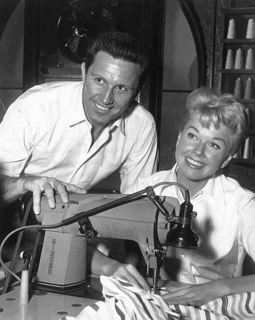 Doris Day, John Raitt On the set of 