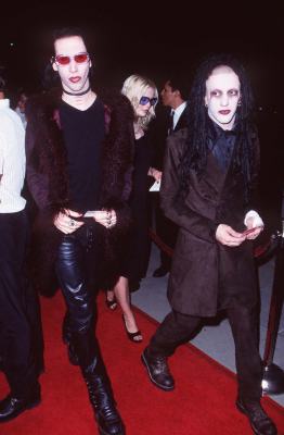 Marilyn Manson and Jeordie White at event of U Turn (1997)