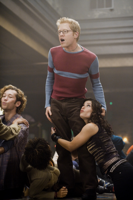 Still of Idina Menzel and Anthony Rapp in Rent (2005)