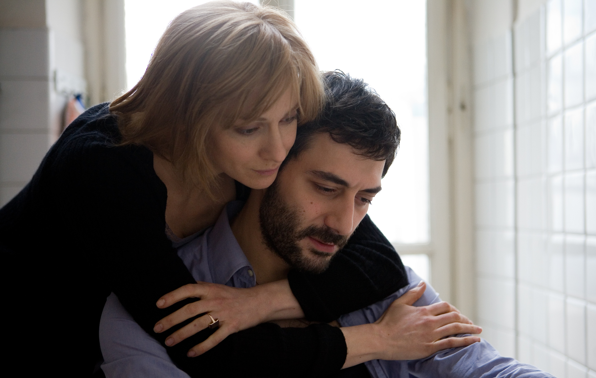 Still of Kseniya Rappoport and Filippo Timi in La doppia ora (2009)