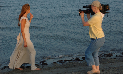 Still of Claudia Raschke and Marlene Alejandre-Triana in Shoot Down (2007)