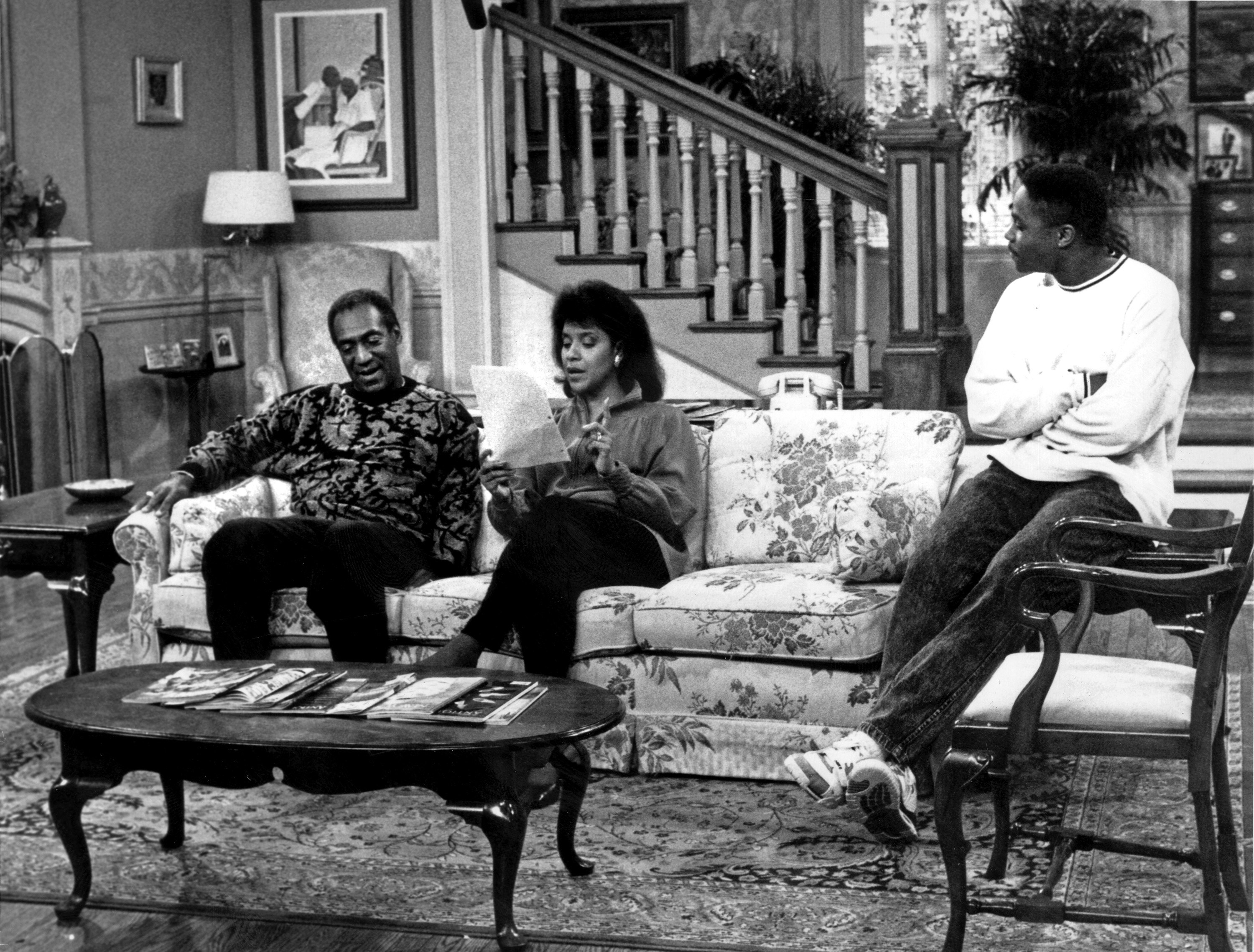 Still of Bill Cosby, Phylicia Rashad and Malcolm-Jamal Warner in The Cosby Show (1984)