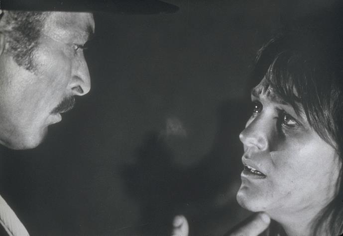 Still of Lee Van Cleef and Rada Rassimov in Geras, blogas ir bjaurus (1966)