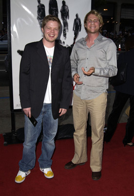 Elden Henson and Derek Richardson at event of Identity (2003)