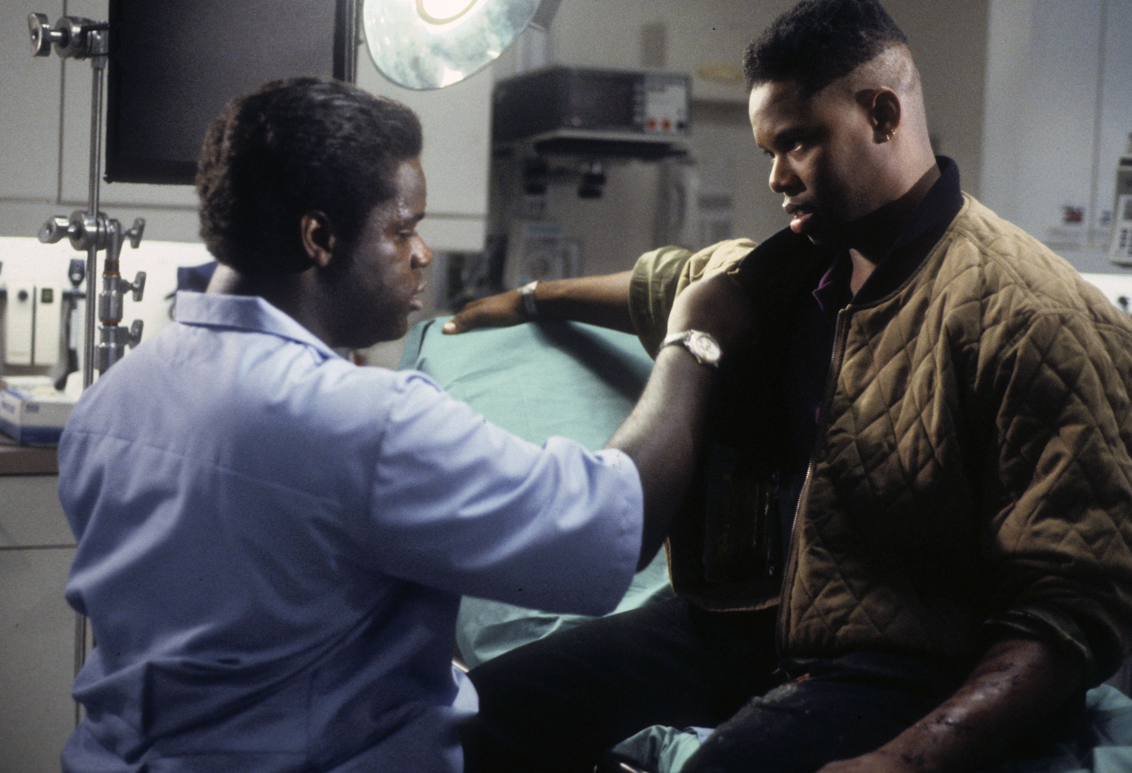 Still of Garvin Funches and Markus Redmond in Doogie Howser, M.D. (1989)