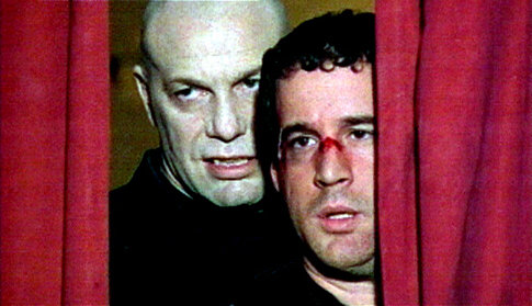 Still of Darrin Reed and Michael Bailey Smith in Blood Shot (2002)