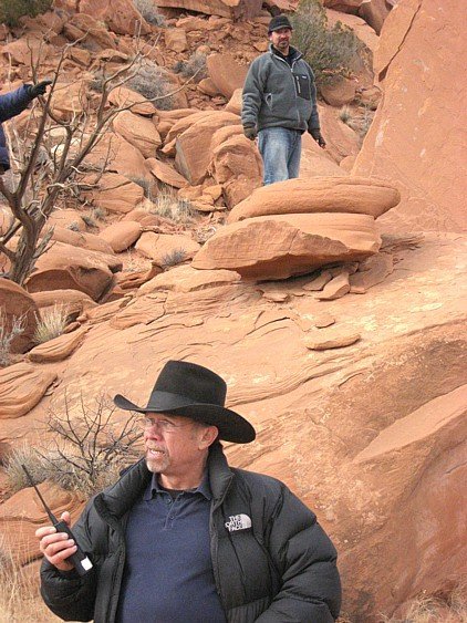 'Thell Reed'(qv) with Director 'James Mangold'(qv) on the set of _3:10 to Yuma_(qv)