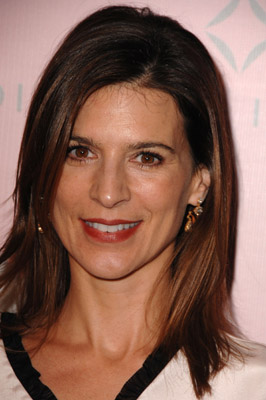 Perrey Reeves