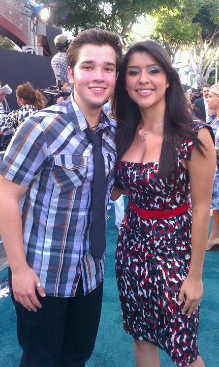 Chelsea and Nathan Kress at the Zookeeper premiere