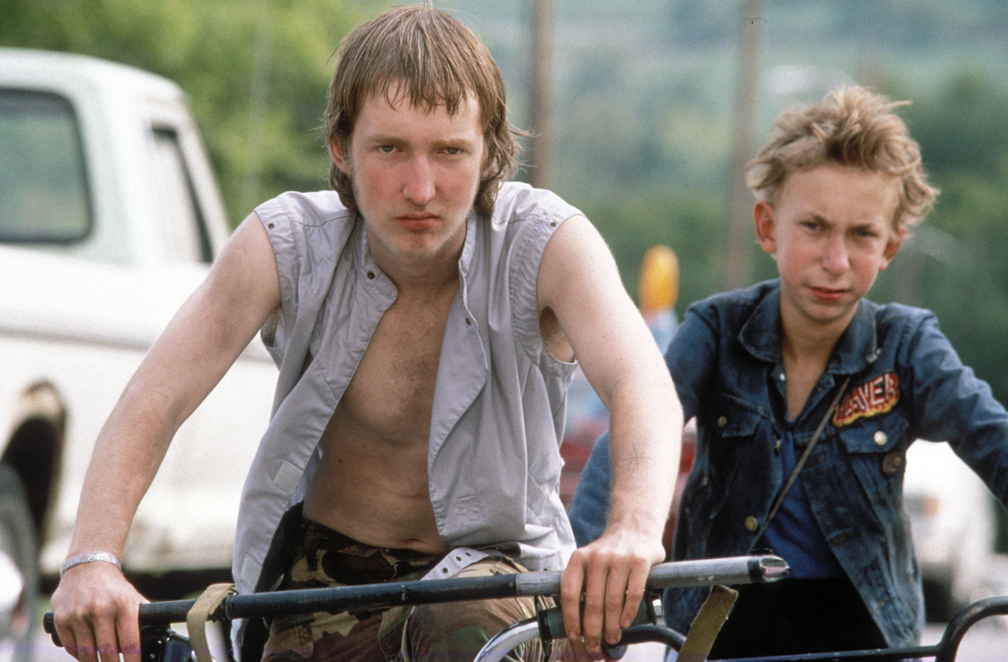 Still of Jacob Reynolds and Nick Sutton in Gummo (1997)