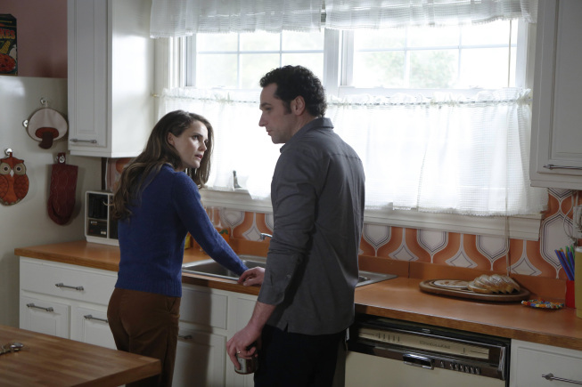 Still of Keri Russell and Matthew Rhys in The Americans (2013)