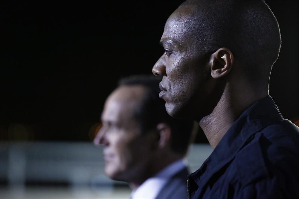 Still of Clark Gregg and J. August Richards in Agents of S.H.I.E.L.D. (2013)