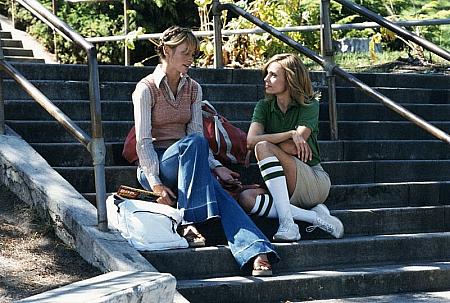 Still of Vanessa Angel and Cameron Richardson in The Good Humor Man (2005)
