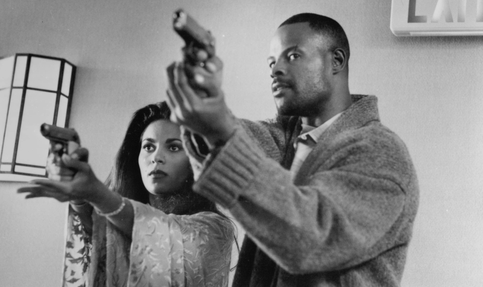 Still of Keenen Ivory Wayans and Salli Richardson-Whitfield in A Low Down Dirty Shame (1994)