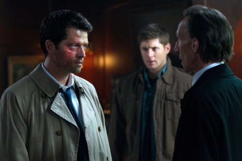 Still of Jensen Ackles, Misha Collins and Julian Richings in Supernatural (2005)