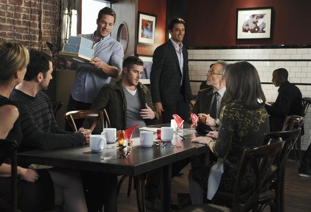 Still of Sally Field, Matthew Rhys, Ron Rifkin, Dave Annable and Gilles Marini in Brothers & Sisters (2006)