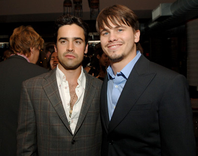 Jesse Bradford and Jason Ritter at event of Happy Endings (2005)