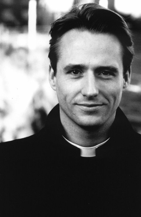 Linus Roache in Priest (1994)