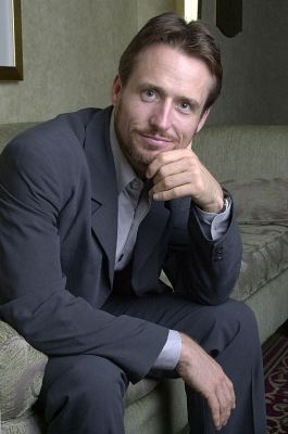 Linus Roache