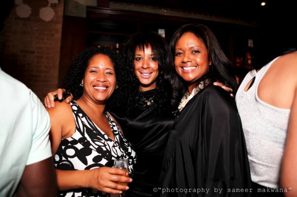 Kim Roberts, Suzanne Boyd and Tonya Lee Williams. Harlem Restaurant, Toronto 2009.