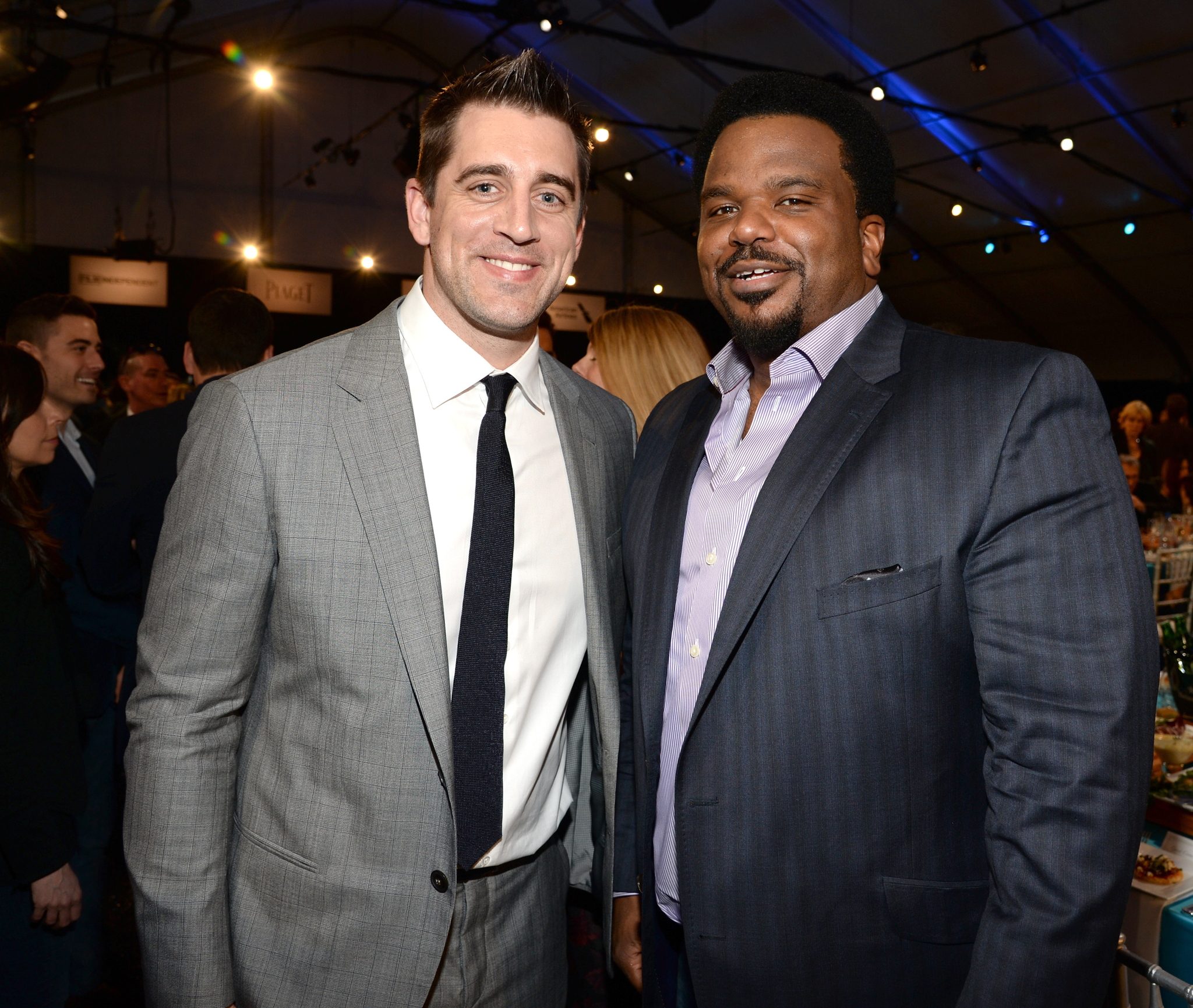Craig Robinson and Aaron Rodgers at event of 30th Annual Film Independent Spirit Awards (2015)