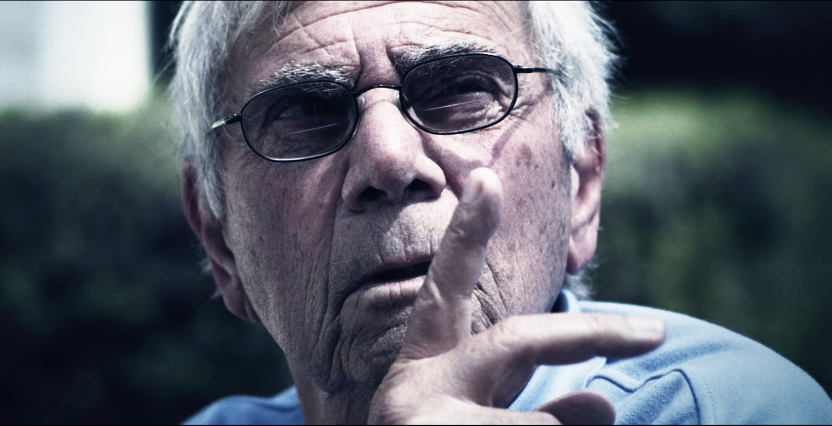 Still of Alex Rocco in The House Across the Street (2013)