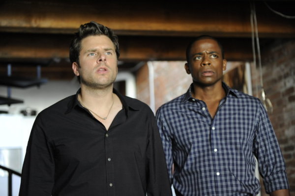 Still of James Roday and Shawn Spencer in Aiskiaregys (2006)