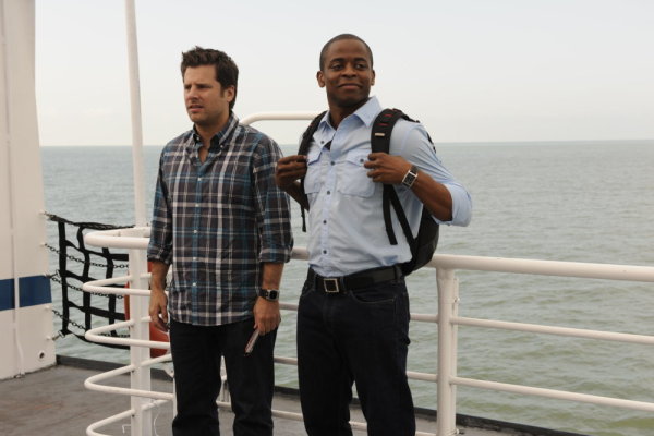 Still of James Roday and Shawn Spencer in Aiskiaregys: Ferry Tale (2010)