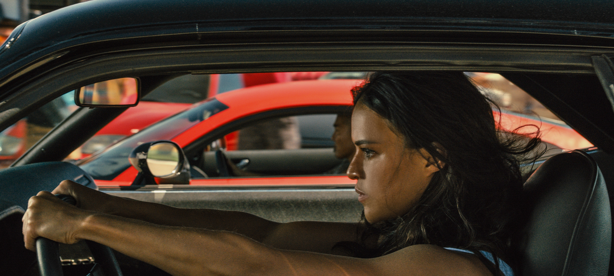 Still of Michelle Rodriguez in Greiti ir isiute 7 (2015)