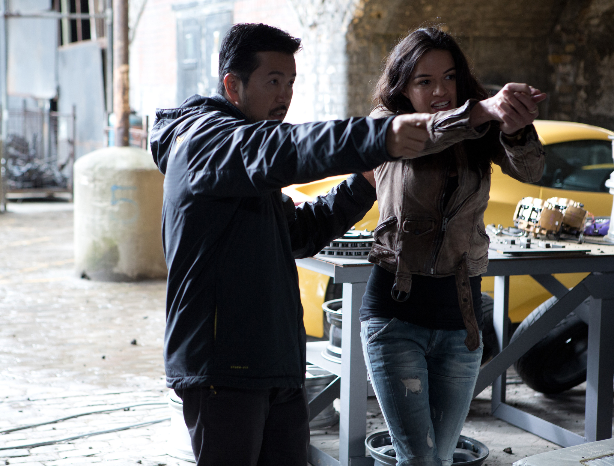 Justin Lin and Michelle Rodriguez in Greiti ir isiute 6 (2013)