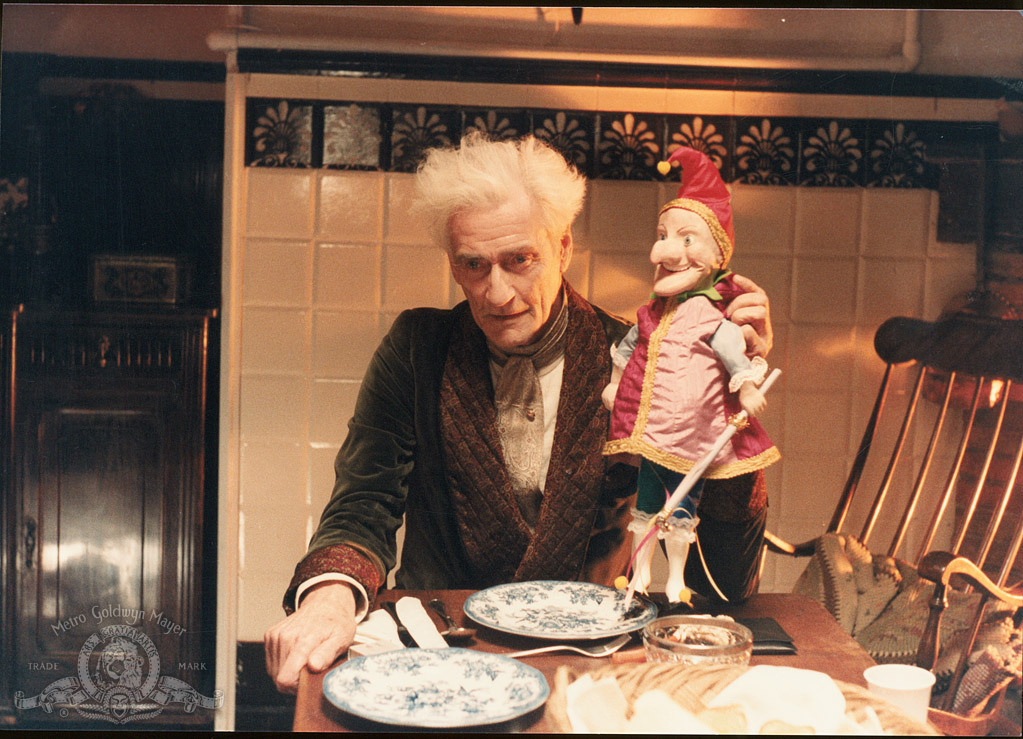 Still of Guy Rolfe in Dolls (1987)