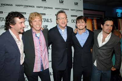 Tom Arnold, Jesse Bradford, Steve Coogan, Jason Ritter and Don Roos at event of Happy Endings (2005)