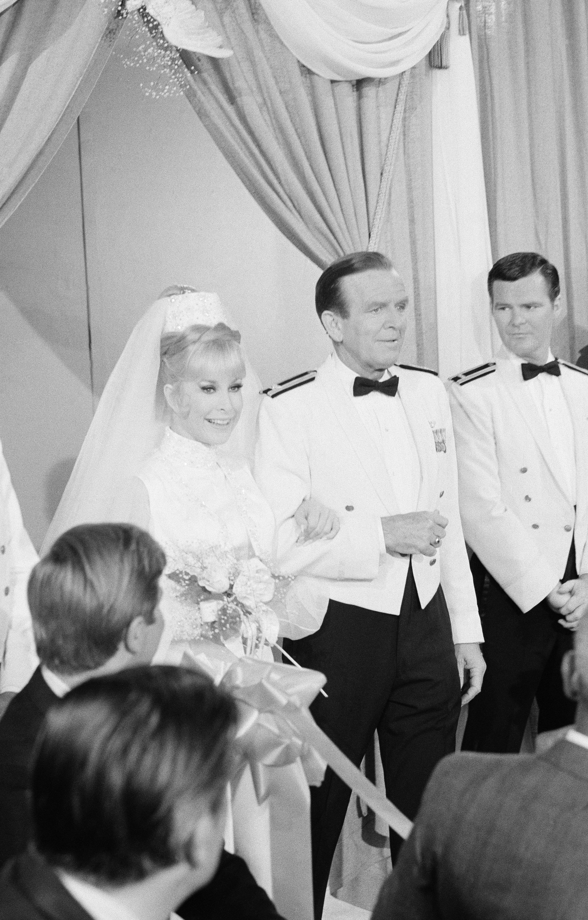 Still of Barbara Eden and Hayden Rorke in Mano svajoniu Dzine (1965)