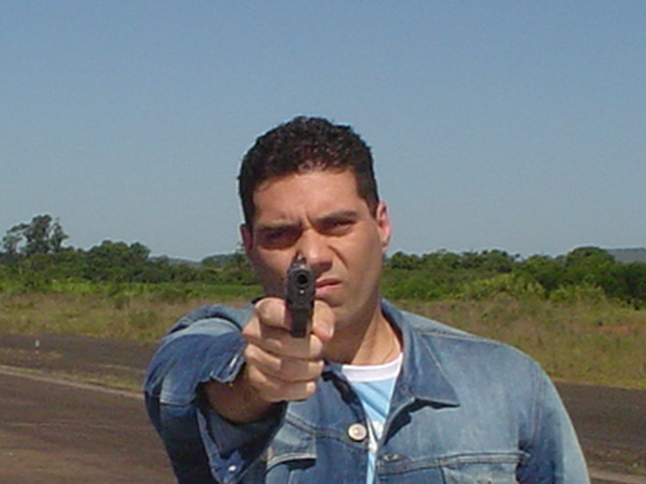 Marcio Rosario in Segurança Nacional, de Daniel Ortiz, Europa Filmes.