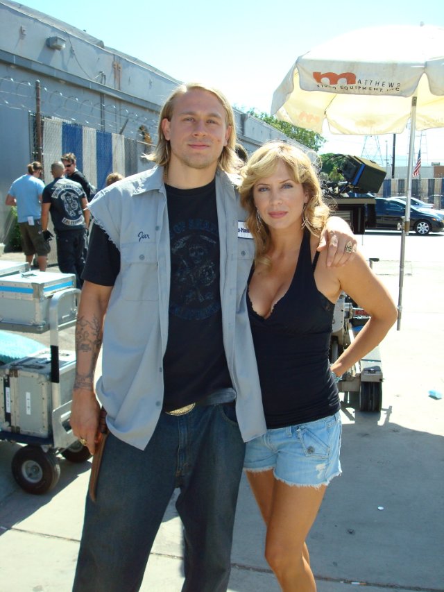 Charlie Hunnam and Sherrie Rose on set of Sons of Anarchy episode Seeds