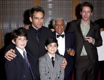 Ben Stiller, Wes Anderson, Jonah Meyerson, Kumar Pallana and Grant Rosenmeyer at event of The Royal Tenenbaums (2001)