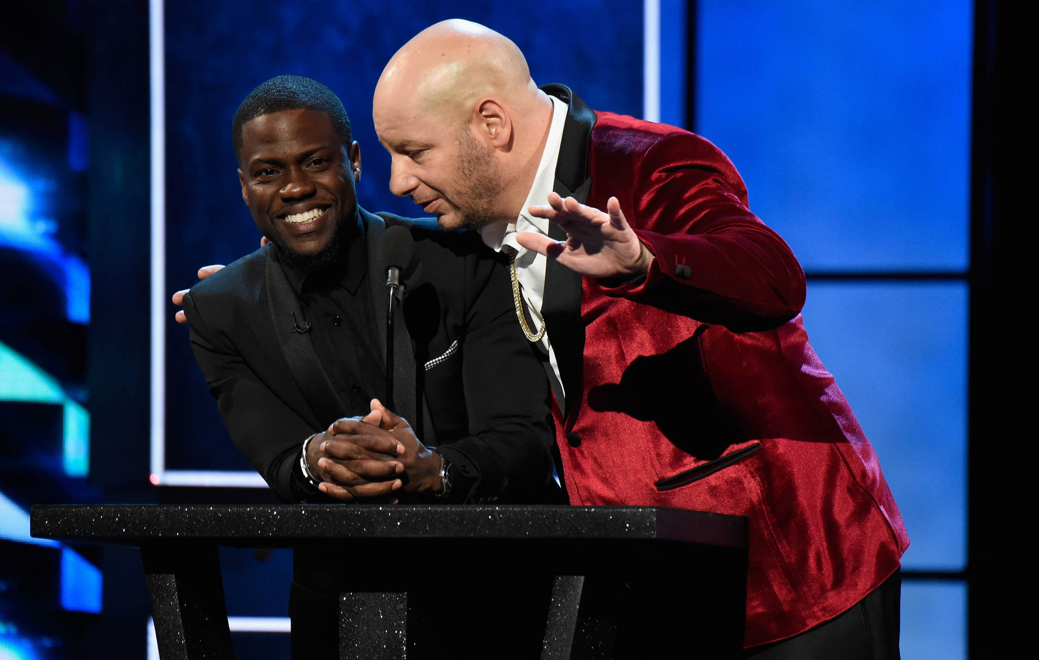 Kevin Hart and Jeffrey Ross at event of Comedy Central Roast of Justin Bieber (2015)
