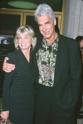 Sam Elliott and Katharine Ross at event of The Contender (2000)
