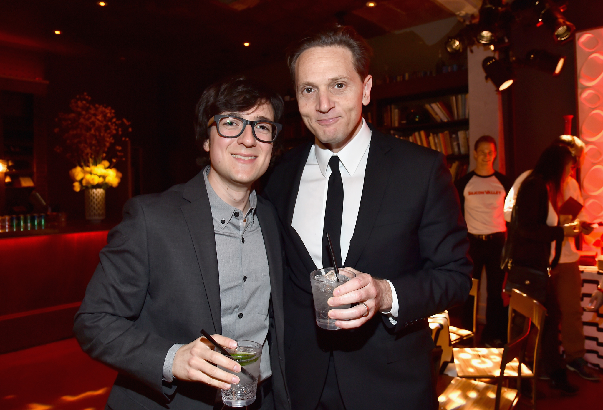Matt Ross and Josh Brener at event of Silicon Valley (2014)