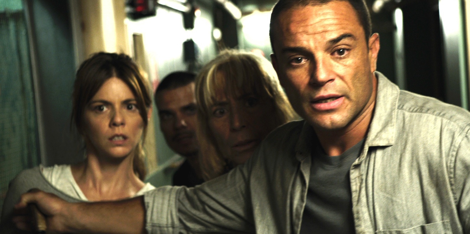 Still of Críspulo Cabezas, María Alfonsa Rosso, Manuela Velasco and Paco Manzanedo in [REC] 4: Apocalipsis (2014)